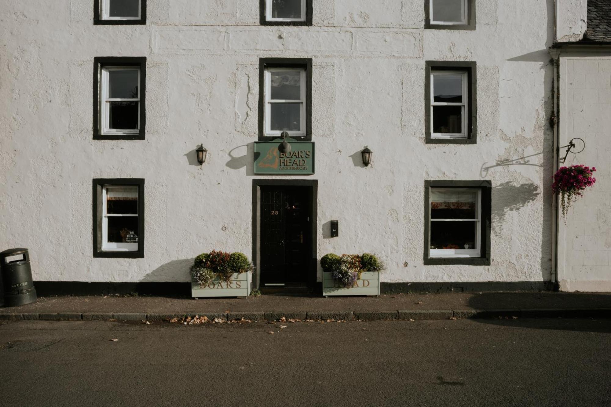 Hotel The Boars Head, Fife à Auchtermuchty Extérieur photo